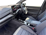 Volkswagen Golf Image 2