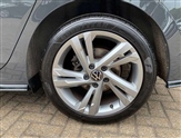 Volkswagen Golf Image 5
