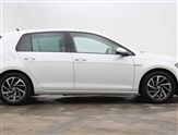 Volkswagen Golf Image 4