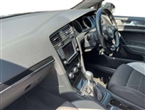 Volkswagen Golf Image 2