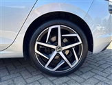 Volkswagen Golf Image 5