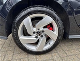 Volkswagen Golf Image 5