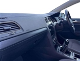 Volkswagen Golf Image 2