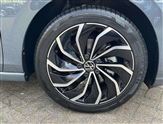Volkswagen Golf Image 5
