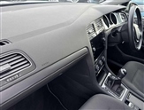 Volkswagen Golf Image 2