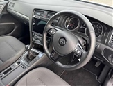 Volkswagen Golf Image 6