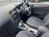 Volkswagen Golf Image 3