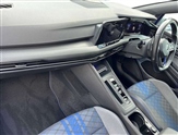 Volkswagen Golf Image 2