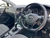 Volkswagen Golf Image 6