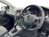 Volkswagen Golf Image 6