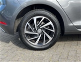 Volkswagen Golf Image 5