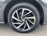 Volkswagen Golf Image 5