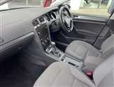 Volkswagen Golf Image 2