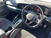 Volkswagen Golf Image 6