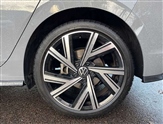 Volkswagen Golf Image 5