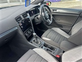 Volkswagen Golf Image 2
