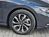 Volkswagen Golf Image 5