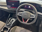Volkswagen Golf Image 6