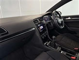 Volkswagen Golf Image 2