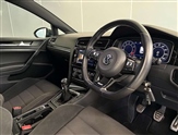 Volkswagen Golf Image 6