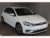 Volkswagen Golf Image 1