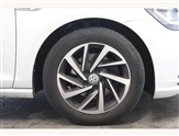 Volkswagen Golf Image 5