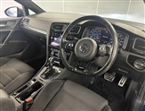 Volkswagen Golf Image 6