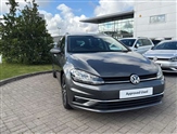 Volkswagen Golf Image 1