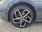 Volkswagen Golf Image 5