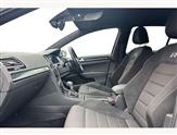 Volkswagen Golf Image 2