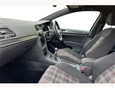 Volkswagen Golf Image 2