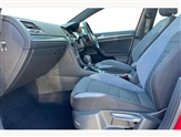 Volkswagen Golf Image 2