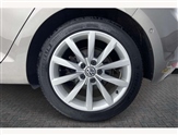 Volkswagen Golf Image 6