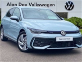 Volkswagen Golf Image 1