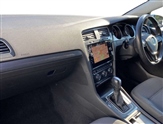 Volkswagen Golf Image 2