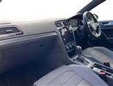 Volkswagen Golf Image 2