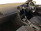Volkswagen Golf Image 2