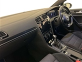 Volkswagen Golf Image 2