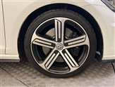 Volkswagen Golf Image 5