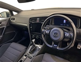 Volkswagen Golf Image 6