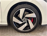 Volkswagen Golf Image 5