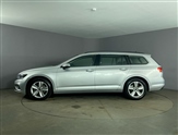 Volkswagen Passat Image 5