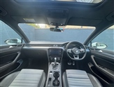 Volkswagen Passat Image 2