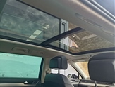 Volkswagen Passat Image 2