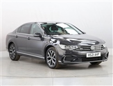 Volkswagen Passat Image 2