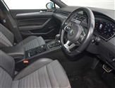 Volkswagen Passat Image 6