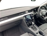 Volkswagen Passat Image 2