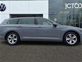 Volkswagen Passat Image 4