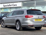 Volkswagen Passat Image 3