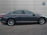 Volkswagen Passat Image 4